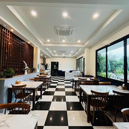 Usabai Riverside Boutique Hotel Chanthaburi Exteriör bild