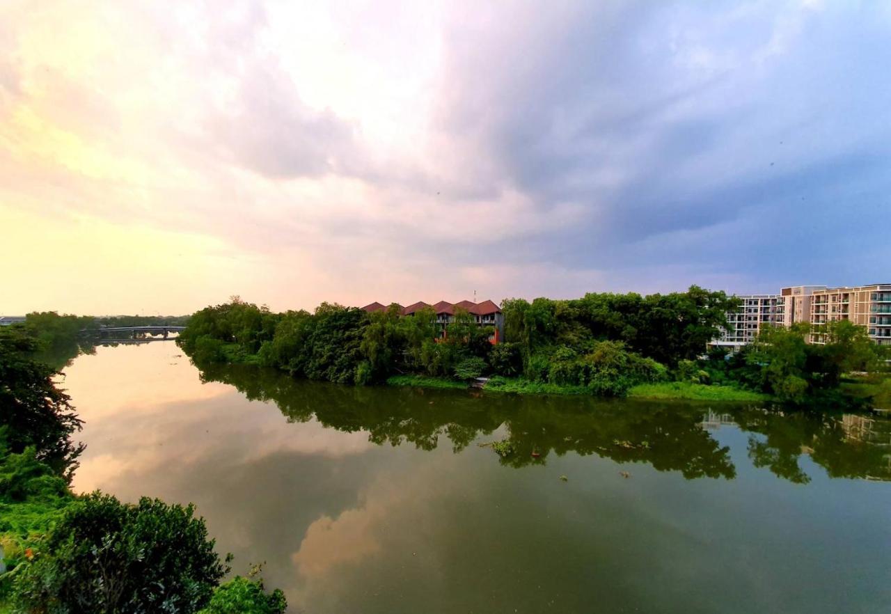 Usabai Riverside Boutique Hotel Chanthaburi Exteriör bild
