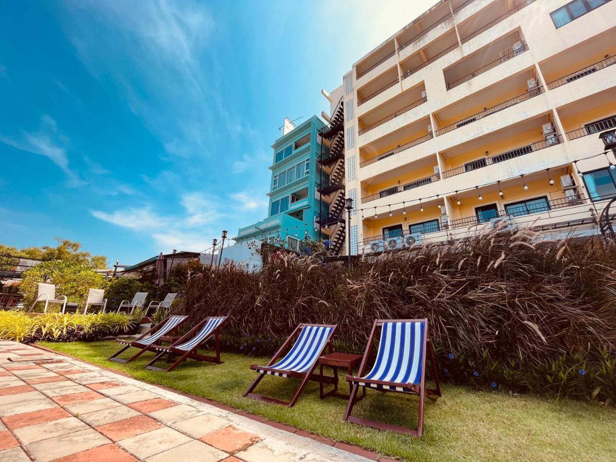 Usabai Riverside Boutique Hotel Chanthaburi Exteriör bild