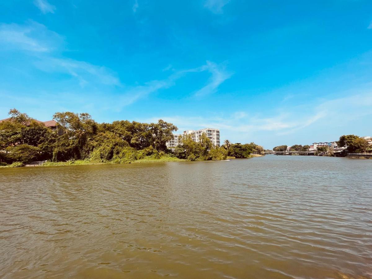 Usabai Riverside Boutique Hotel Chanthaburi Exteriör bild