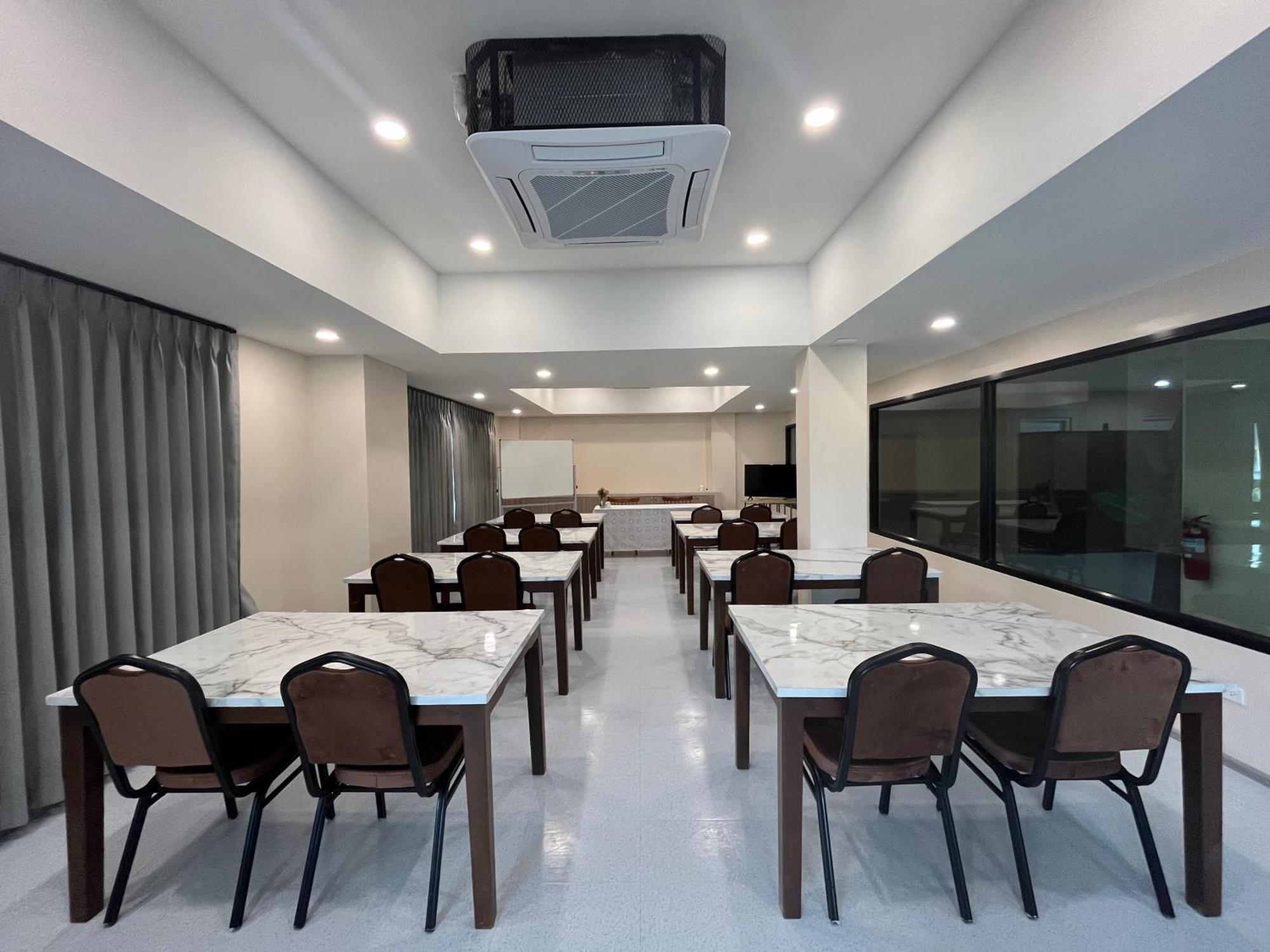 Usabai Riverside Boutique Hotel Chanthaburi Exteriör bild